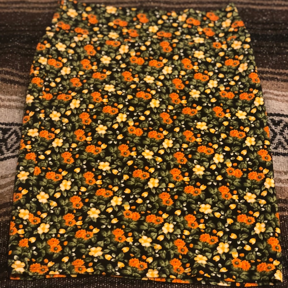 Floral LulaRoe Cassie Skirt